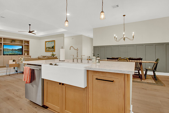 6114 E Bluff Ct HR-26
