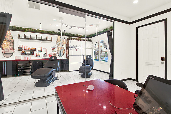 12812 Willow Centre Dr Unit B HR-11
