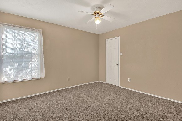 12027 Crow Ct Dr MLS-39