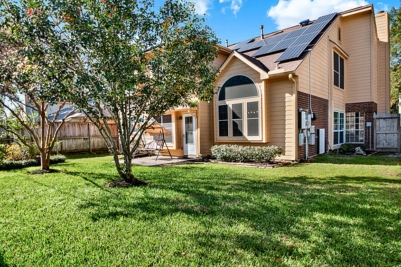 16119 Lakestone Dr MLS-33