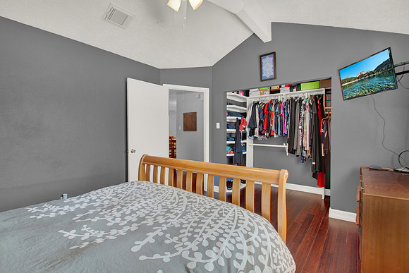 7210 Village Lake Dr HR-29