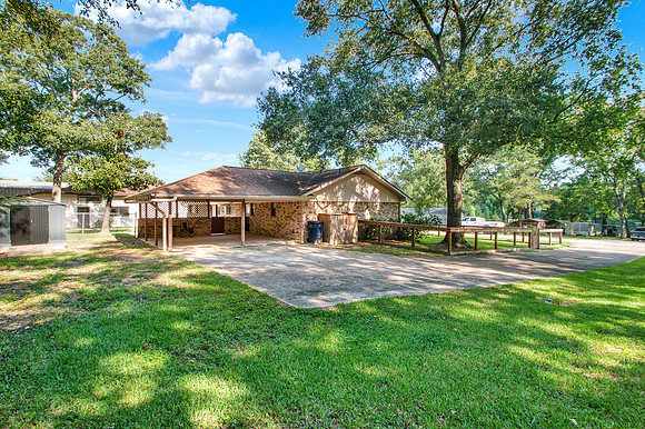 552 Dogwood Dr MLS-10