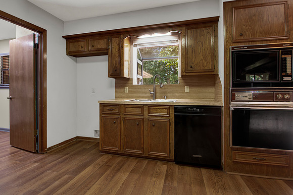 552 Dogwood Dr MLS-25