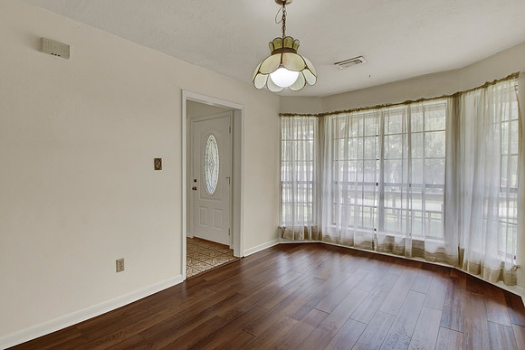 552 Dogwood Dr MLS-26