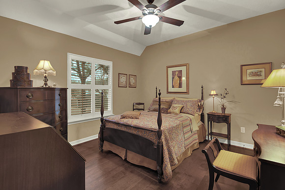 0307 Oakmoss Ct MLS-38