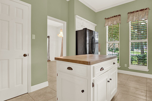 5406 Mount Royal Cir HR-25