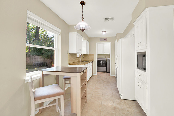 8902 Alcott Dr 2 HR-10