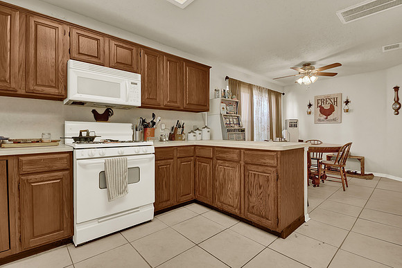 13407 Nantucket Dr MLS-18