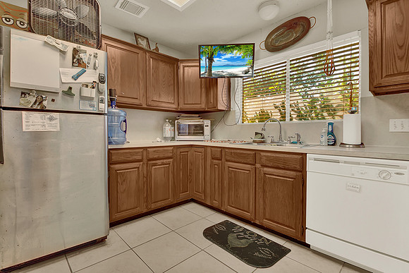 13407 Nantucket Dr MLS-17