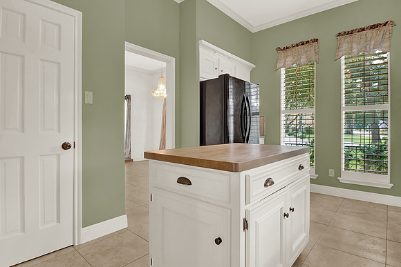 5406 Mount Royal Cir MLS 2-25