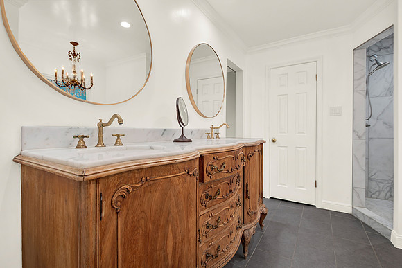 6214 Larkmount Dr HR-32