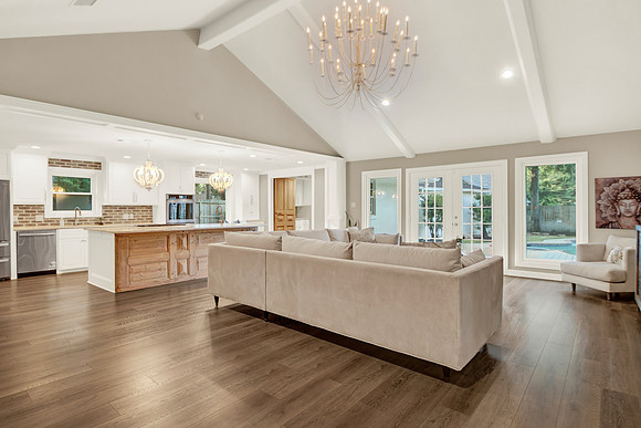 6214 Larkmount Dr HR-12