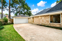 6214 Larkmount Dr HR-5