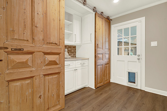 6214 Larkmount Dr MLS-25