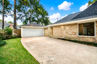 6214 Larkmount Dr MLS-5