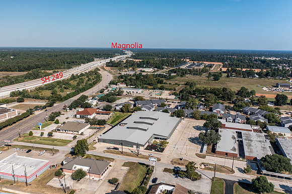 1404 W Main St HR-12