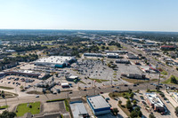 1404 W Main St HR-8