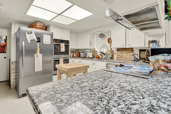 17127 Red Oak Dr HR-23