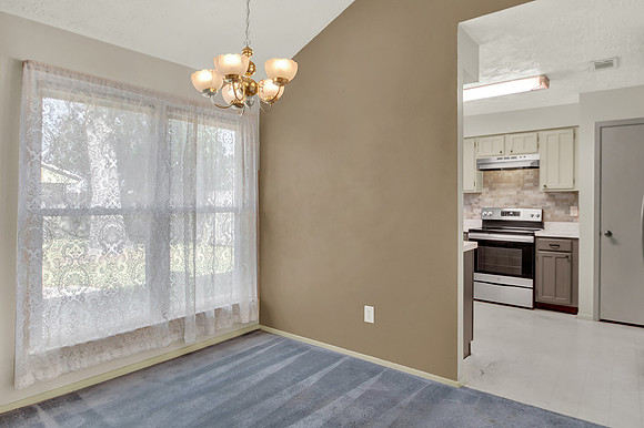 13211 Thorntree Dr HR-14