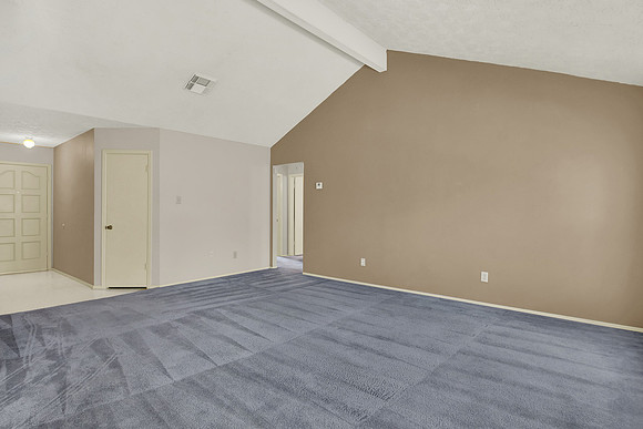 13211 Thorntree Dr HR-9