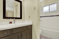 13211 Thorntree Dr MLS-18