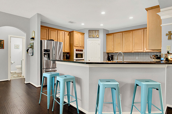 33402 Hillside Dr MLS-39