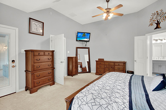 33402 Hillside Dr MLS-50