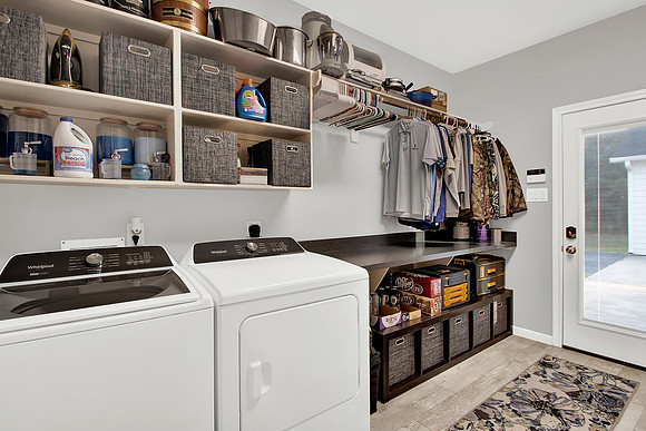 33402 Hillside Dr MLS-45
