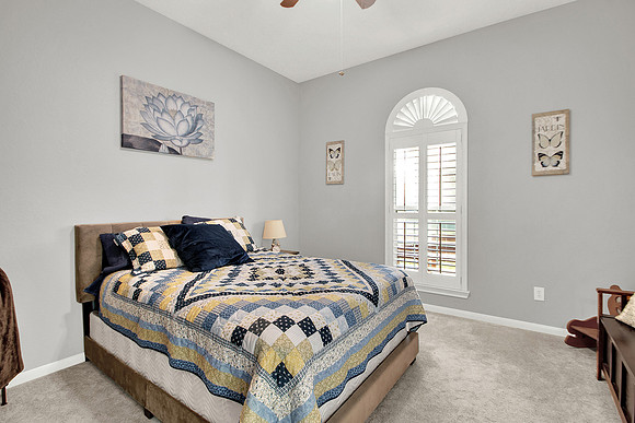 33402 Hillside Dr MLS-57