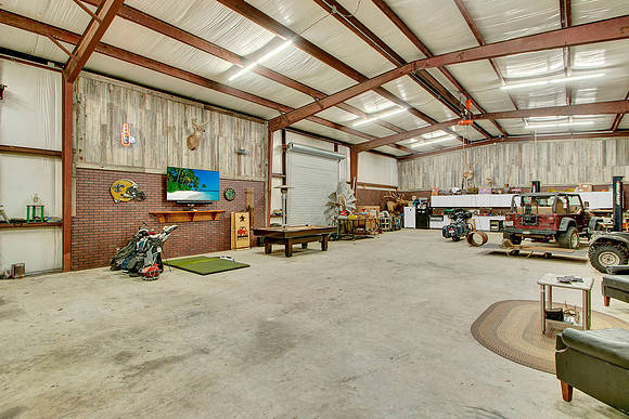 33402 Hillside Dr MLS-20