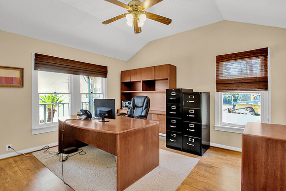20750 Bauer Hockley MLS-23
