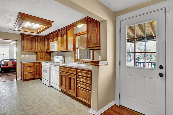 20750 Bauer Hockley MLS-22