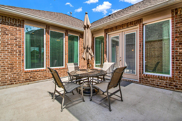 8842 Leaning Hollow Ln MLS-10