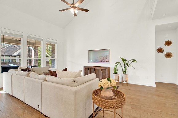 325 Great Hills Dr MLS-24