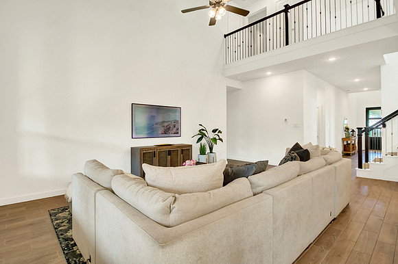 325 Great Hills Dr 2 MLS-12