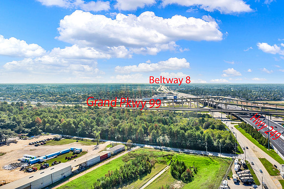26010 Hwy 249 A HR-15