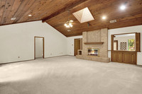 1714 Coe Rd MLS-9