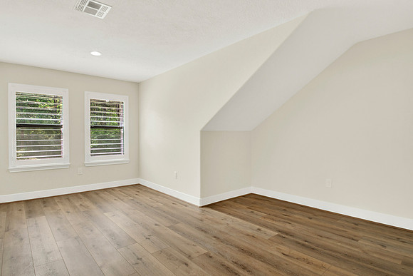 20503 Sapphire Cir HR-32