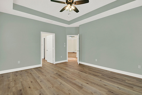 20503 Sapphire Cir MLS-16