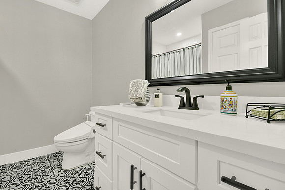 11227 S Country Club Green Dr MLS-24