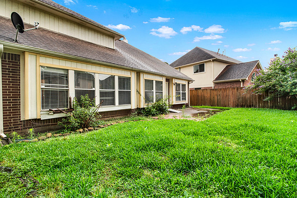 5719 W Vistaglen Loop HR-4