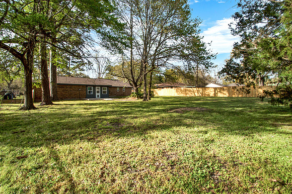 907 Kip Ln HR-10