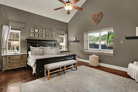 12102 Oak Bluff Dr HR-40