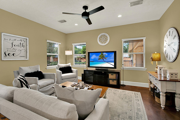 12102 Oak Bluff Dr HR-35