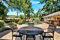 12102 Oak Bluff Dr HR-12