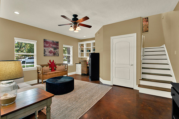 12102 Oak Bluff Dr HR-48