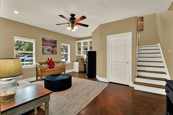 12102 Oak Bluff Dr MLS-48
