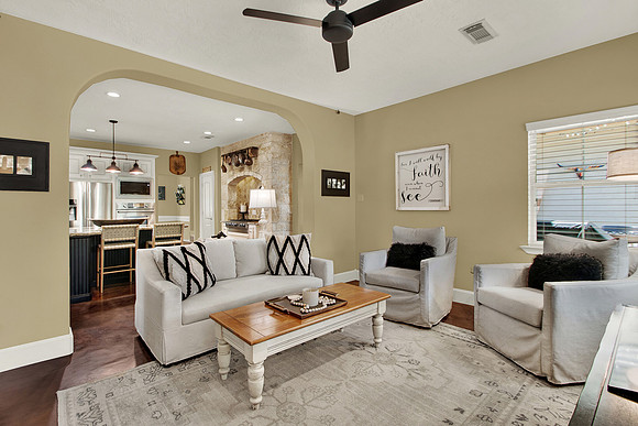 12102 Oak Bluff Dr MLS-36