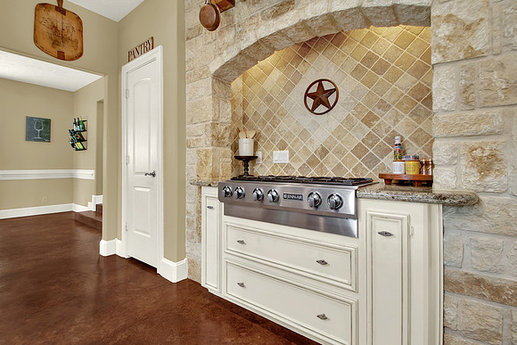 12102 Oak Bluff Dr MLS-33