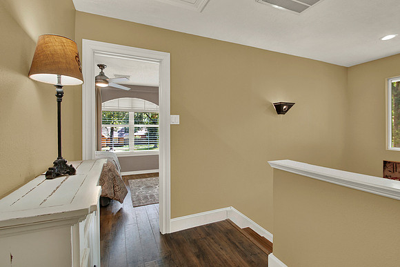 12102 Oak Bluff Dr MLS-52